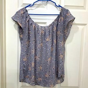 LC Lauren Conrad Gray floral top